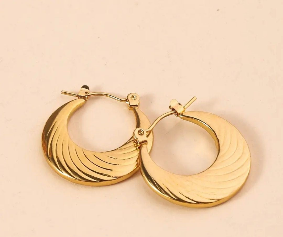 Anti Tarnish Gold Round Hoop Earrings