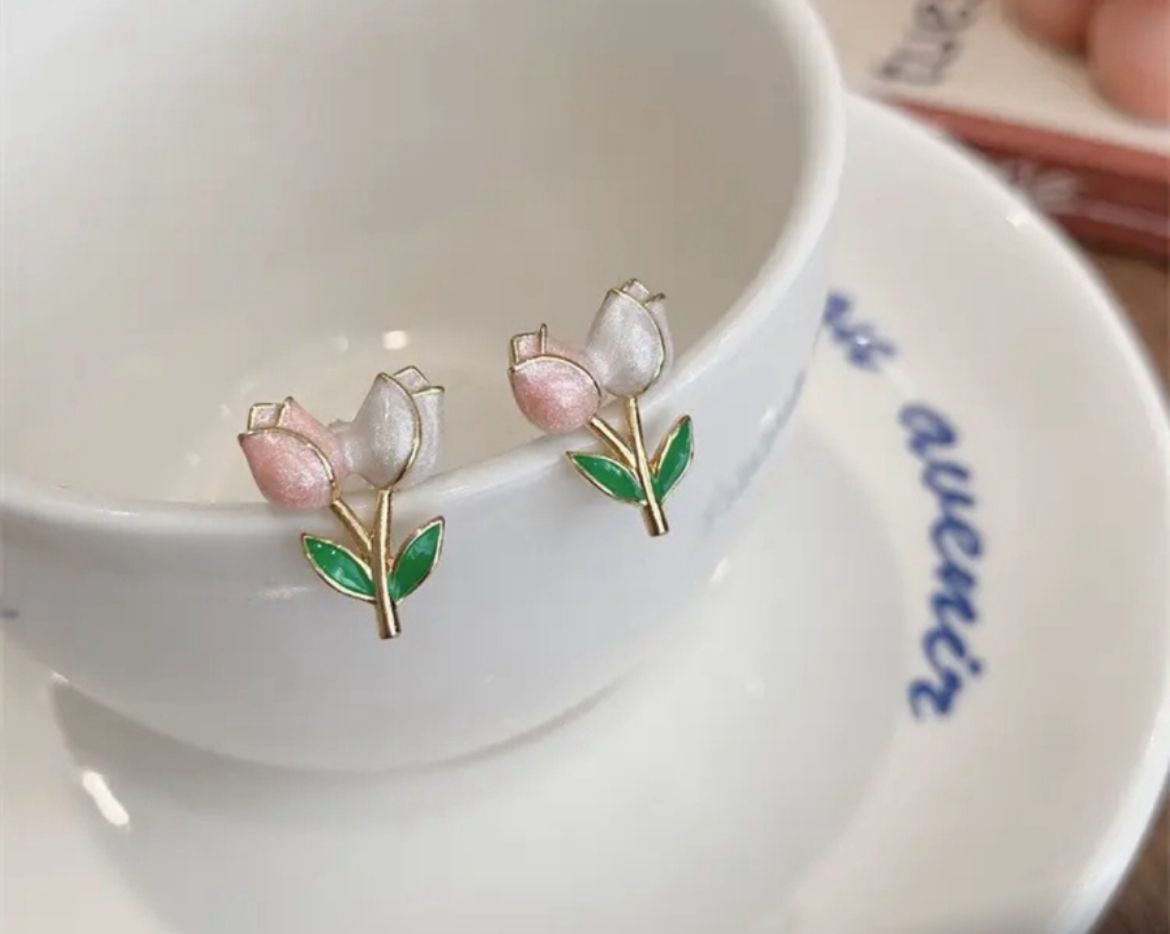 Bloom Shine Studs